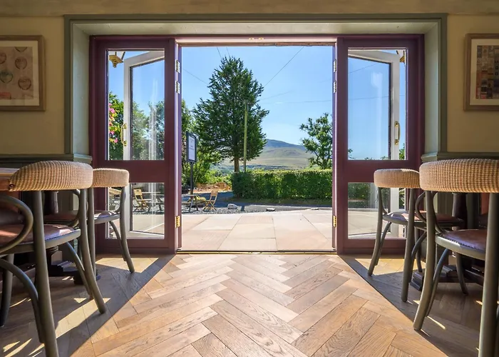 The Horse And Farrier And The Salutation Keswick بيت ريفي 3*