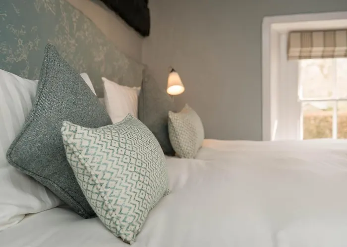 The Horse And Farrier And The Salutation Keswick