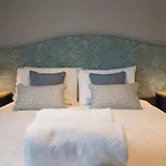 여관 The Horse And Farrier And The Salutation Keswick 3*
