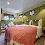 The Horse And Farrier And The Salutation Keswick 여관 3*