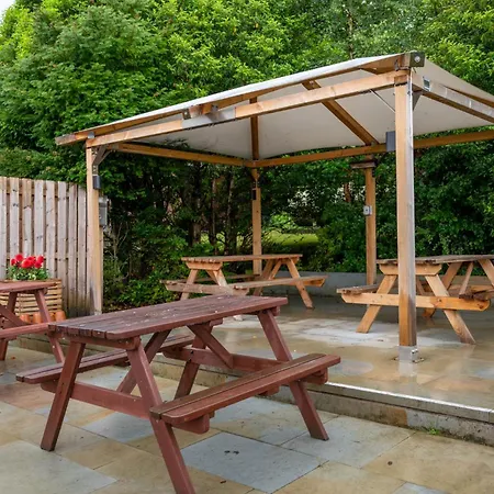 بيت ريفي The Horse And Farrier And The Salutation Keswick Threlkeld