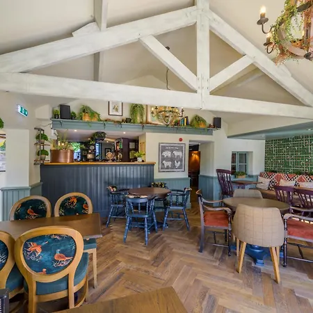 The Horse And Farrier And The Salutation Keswick بيت ريفي 3*