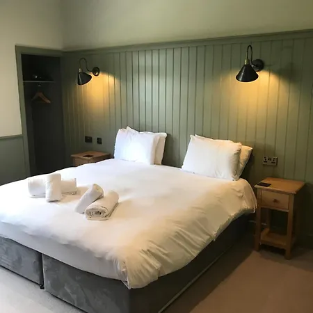 بيت ريفي The Horse And Farrier And The Salutation Keswick