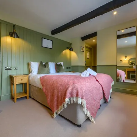 بيت ريفي The Horse And Farrier And The Salutation Keswick Threlkeld