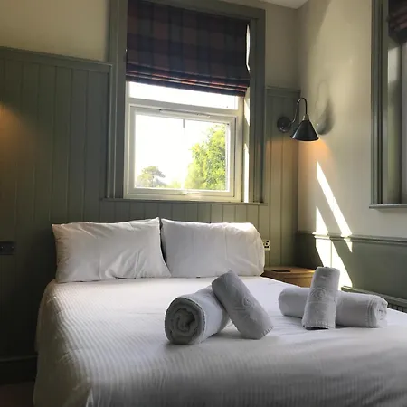 The Horse And Farrier And The Salutation Keswick Gasthof