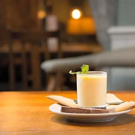 The Horse And Farrier And The Salutation Keswick 3*