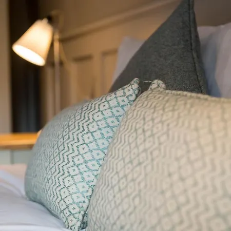 بيت ريفي The Horse And Farrier And The Salutation Keswick Threlkeld