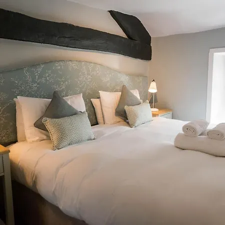 بيت ريفي The Horse And Farrier And The Salutation Keswick