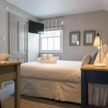 The Horse And Farrier And The Salutation Keswick 3*