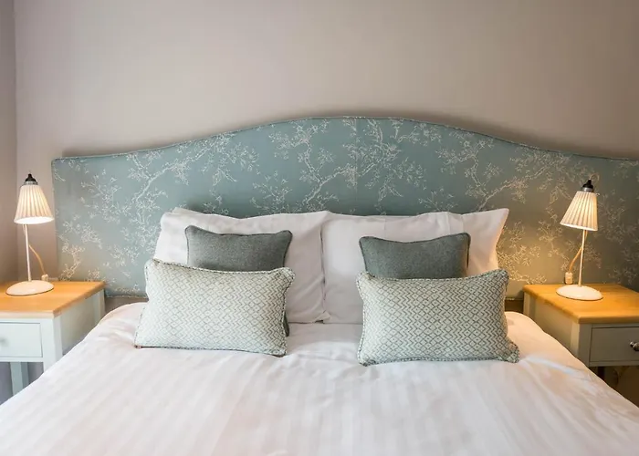 The Horse And Farrier And The Salutation Keswick Inn Threlkeld